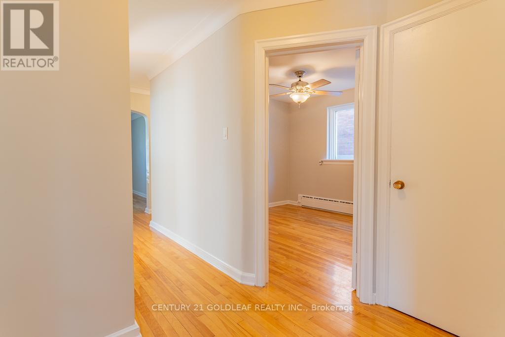 543 Kirkwood Avenue, Ottawa, Ontario  K1Z 5X2 - Photo 9 - X13080986