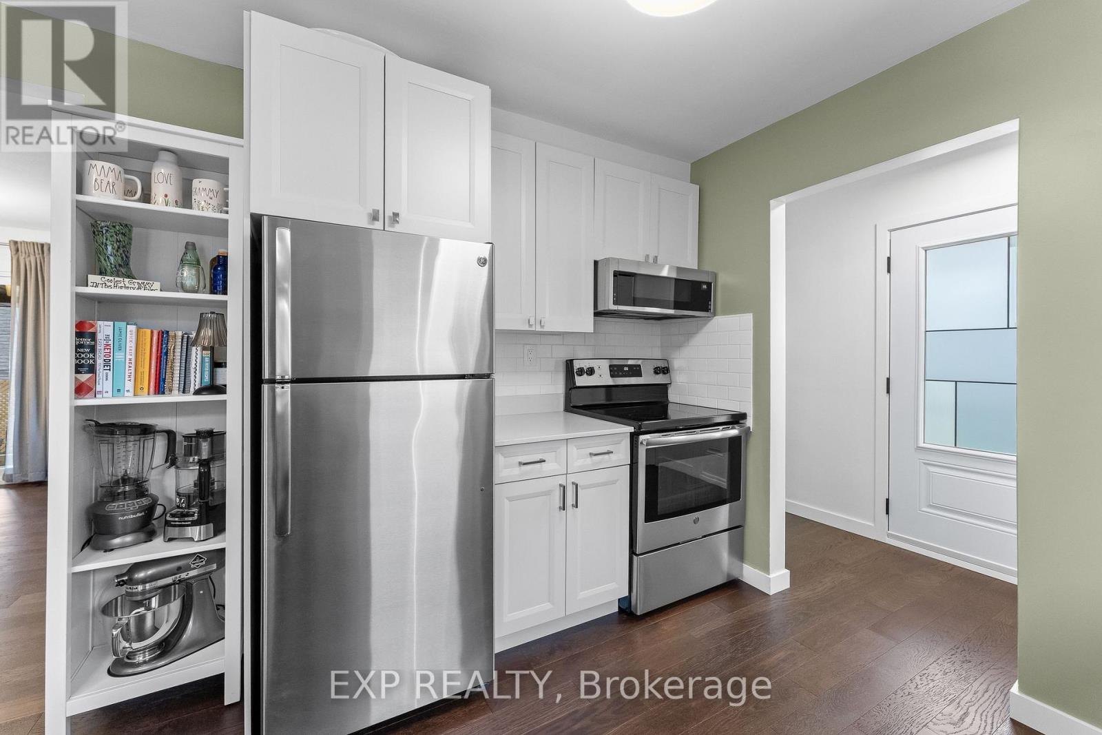 142 Marcella Crescent, Hamilton, Ontario  L8K 6G3 - Photo 11 - X13080860