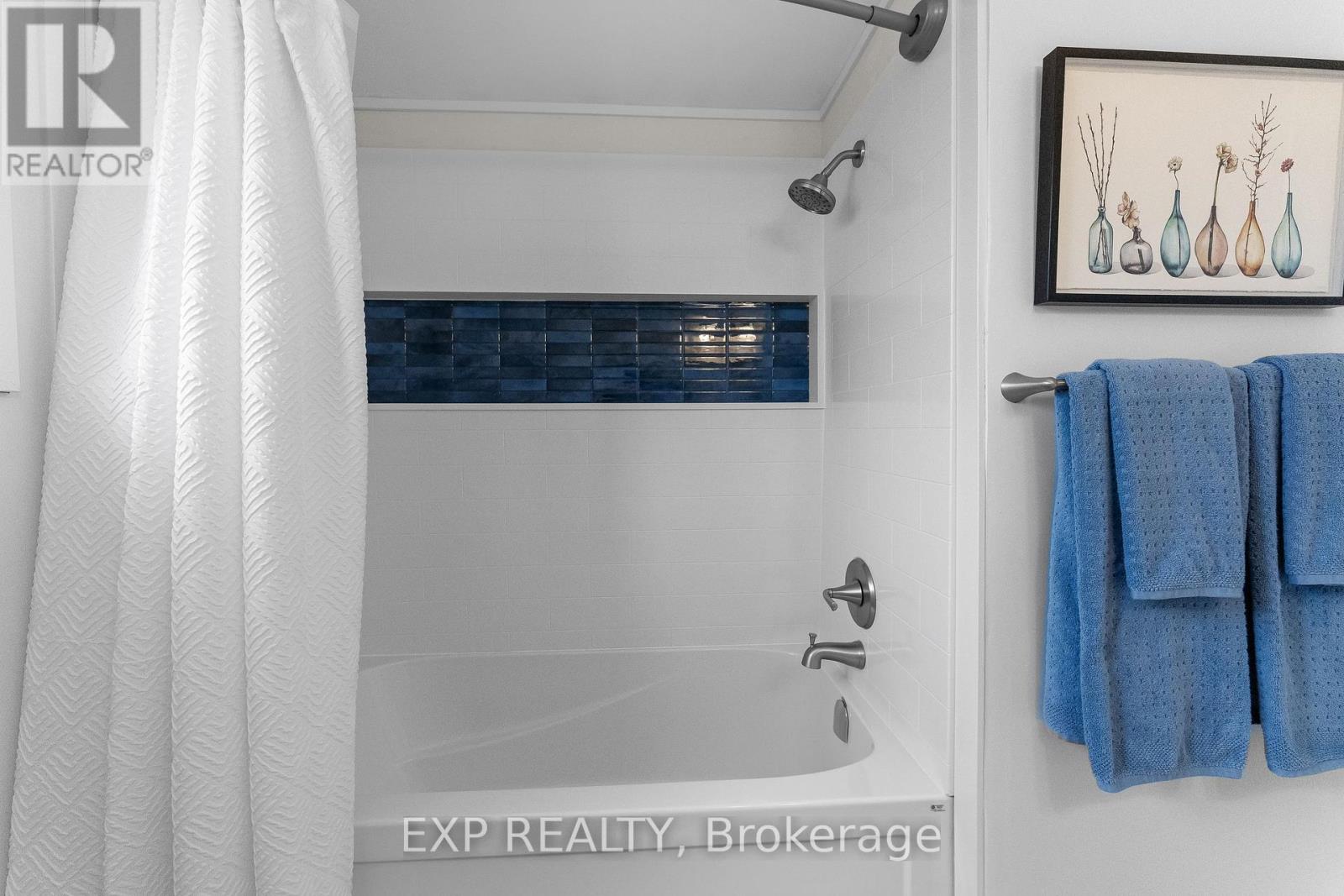 142 Marcella Crescent, Hamilton, Ontario  L8K 6G3 - Photo 23 - X13080860