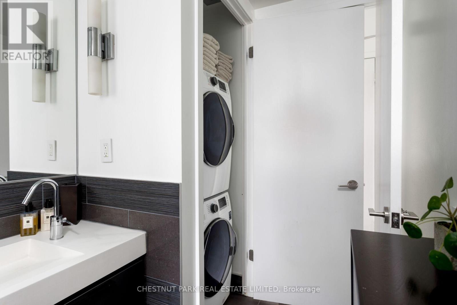 1302 - 70 Distillery Lane, Toronto, Ontario  M5A 0E3 - Photo 36 - C13076732