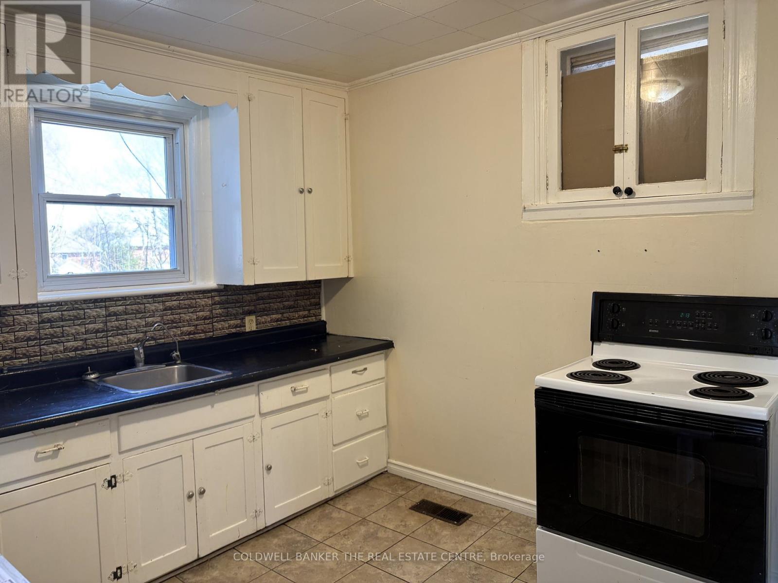 2 - 117 Eighth Street, Midland, Ontario  L4R 4A5 - Photo 9 - S13043550