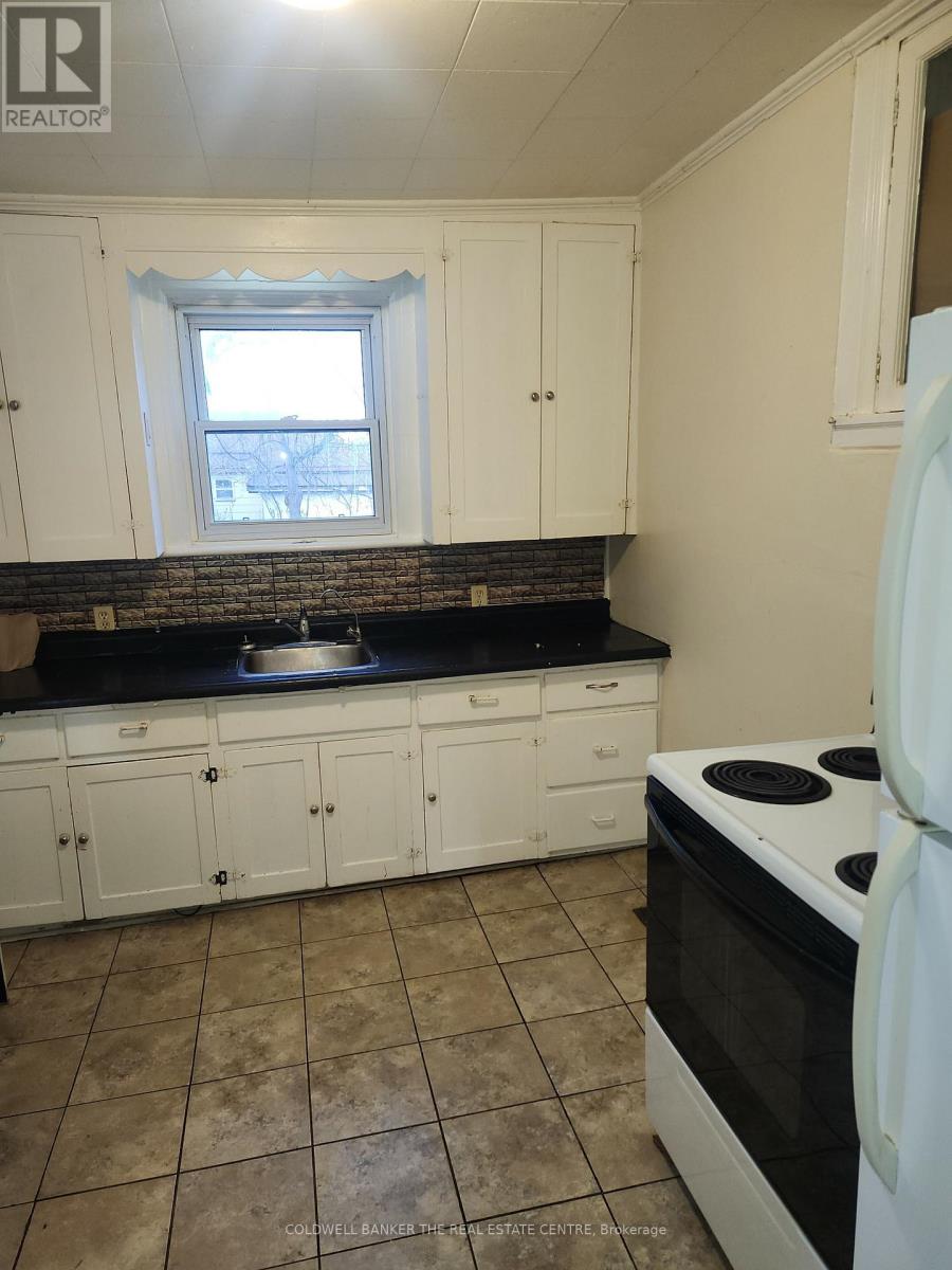 2 - 117 Eighth Street, Midland, Ontario  L4R 4A5 - Photo 5 - S13043550