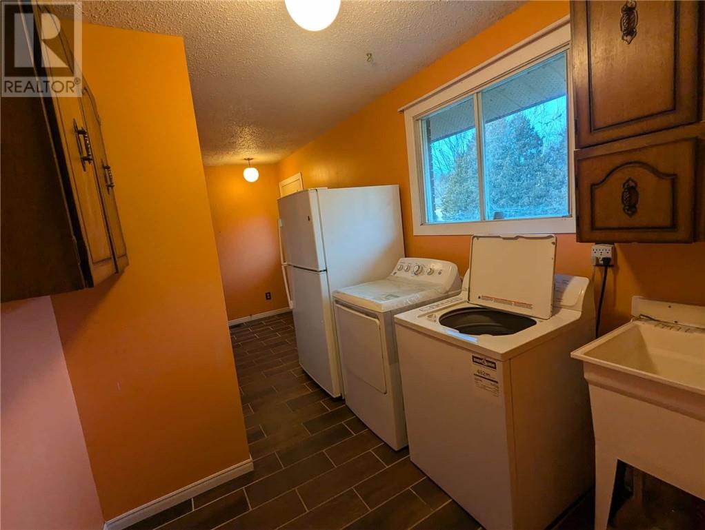 1424 Ramsey Lake Rd, Sudbury, Ontario  P3E 6J1 - Photo 21 - 2127496