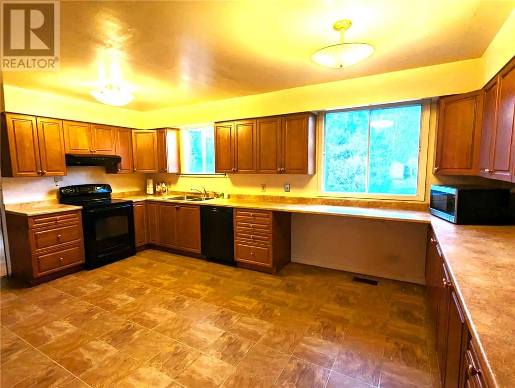 1424 Ramsey Lake Rd, Sudbury, Ontario  P3E 6J1 - Photo 13 - 2127496