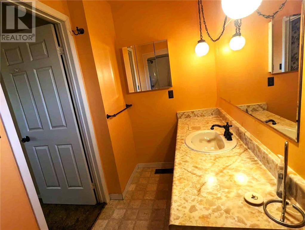 1424 Ramsey Lake Rd, Sudbury, Ontario  P3E 6J1 - Photo 20 - 2127496