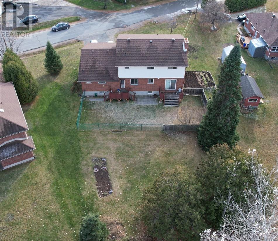 1424 Ramsey Lake Rd, Sudbury, Ontario  P3E 6J1 - Photo 3 - 2127496