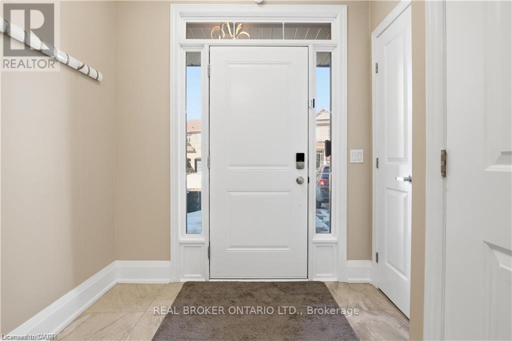 312 Humphrey Street, Hamilton, Ontario  L0R 2H1 - Photo 5 - X13071128