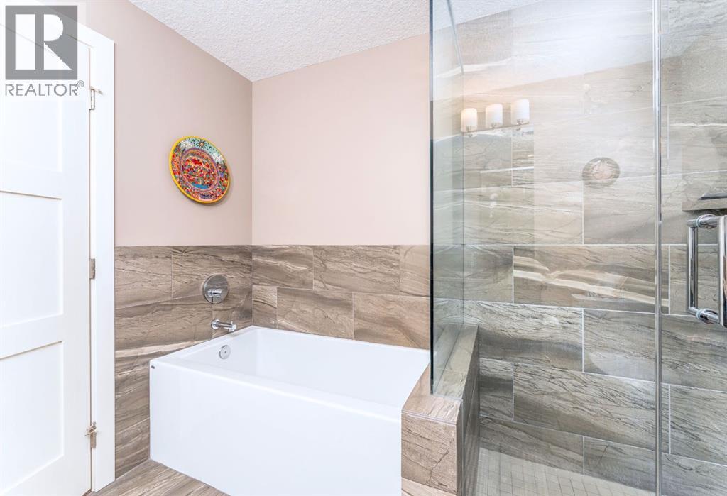 204, 3000b Stewart Creek Drive, Canmore, Alberta  T1W 0G5 - Photo 31 - A2283262