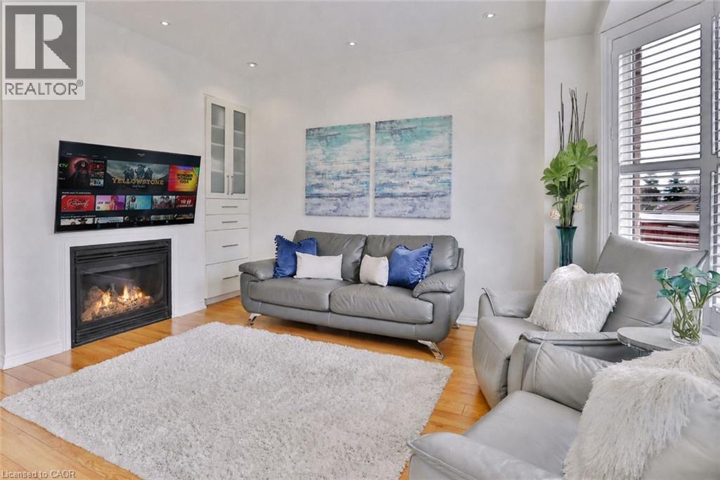 5486 Fudge Terrace, Mississauga, Ontario  L5M 0M8 - Photo 15 - 40826232