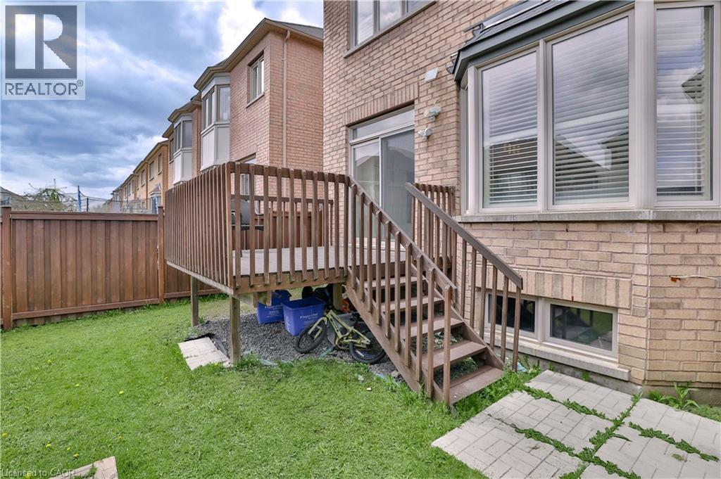 5486 Fudge Terrace, Mississauga, Ontario  L5M 0M8 - Photo 37 - 40826232