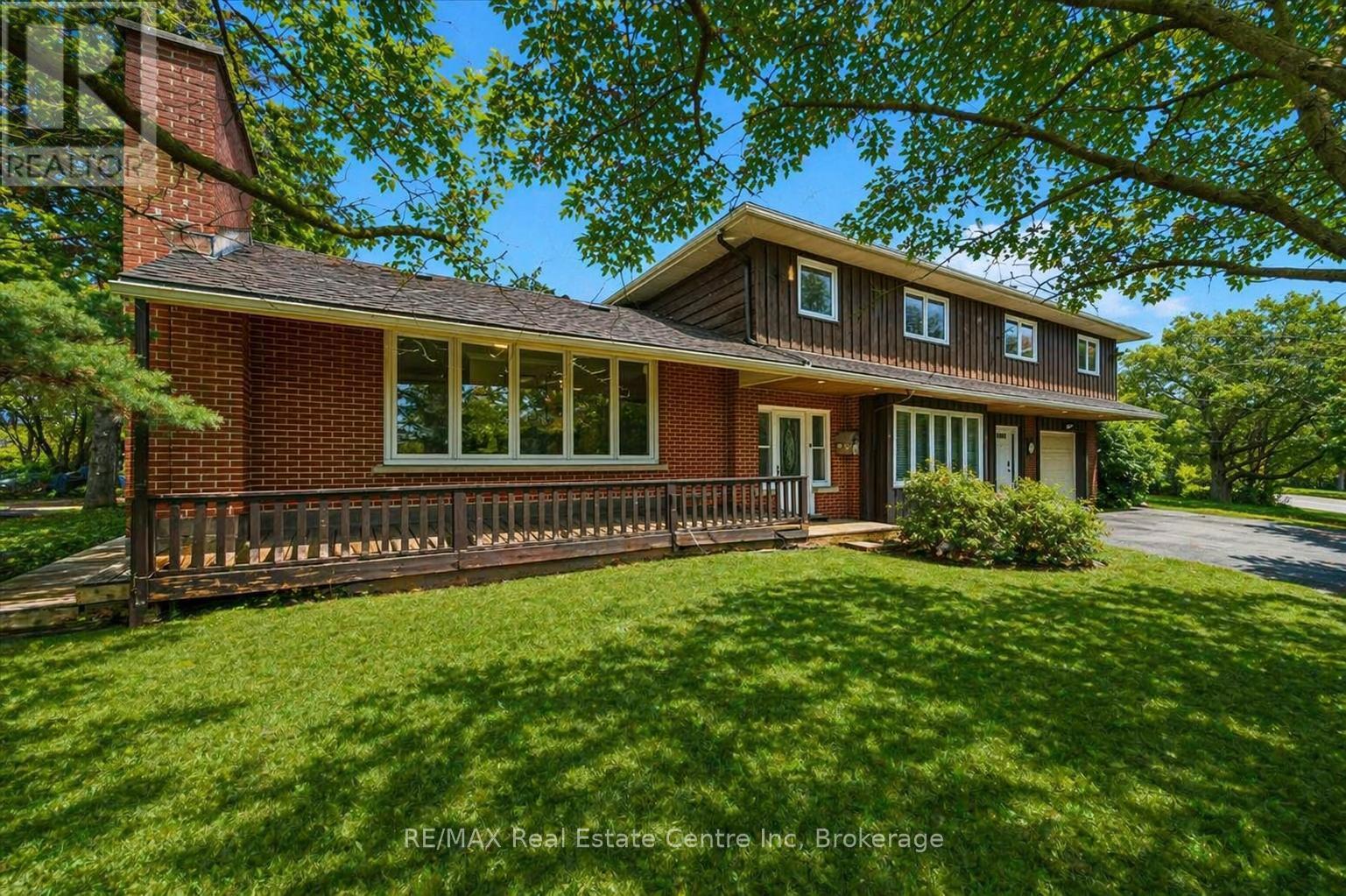500 Watson Parkway S, Guelph (York/watson Industrial Park), Ontario  N1L 0N9 - Photo 1 - X13080994