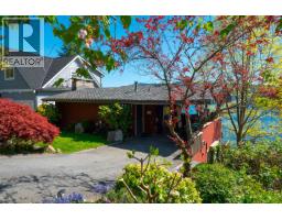 4455 HARRIS PLACE, North Vancouver, British Columbia
