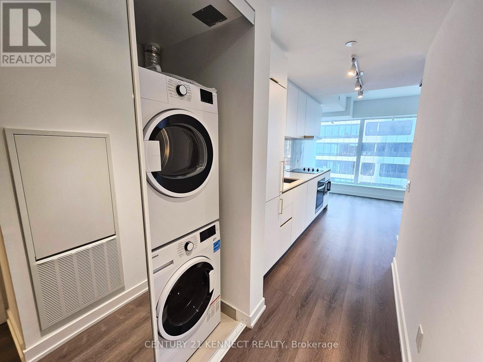 1106 - 8 Wellesley Street W, Toronto, Ontario  M4Y 0J5 - Photo 9 - C13080854