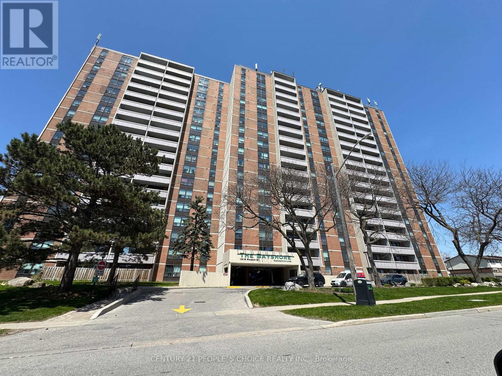 1602 - 1210 Radom Street, Pickering, Ontario  L1W 2Z3 - Photo 1 - E13080944