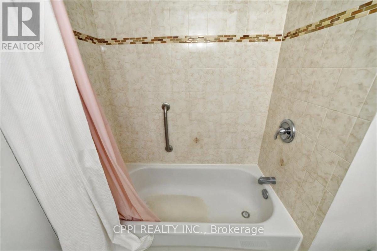 14 - 2 Davisbrook Boulevard, Toronto, Ontario  M1T 3P3 - Photo 28 - E13080992