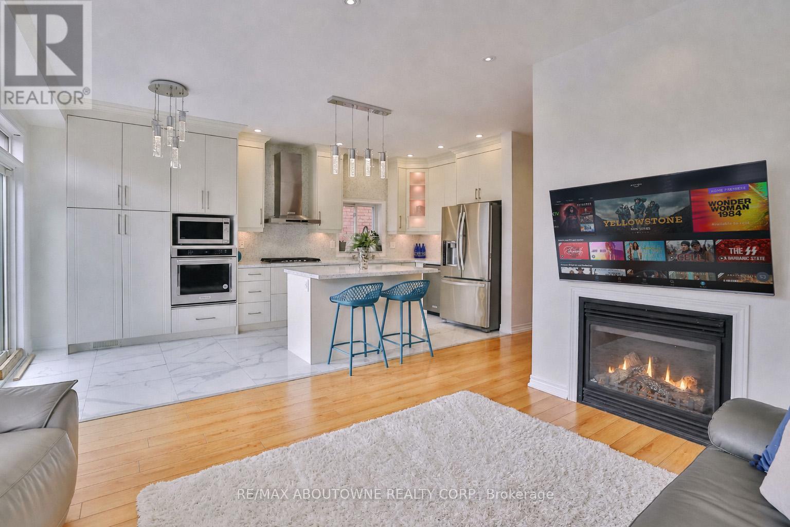 5486 Fudge Terrace, Mississauga, Ontario  L5M 0M8 - Photo 14 - W13080024