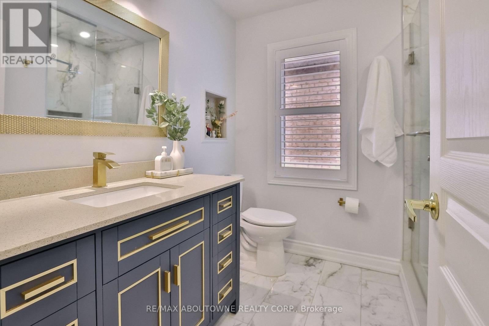 5486 Fudge Terrace, Mississauga, Ontario  L5M 0M8 - Photo 22 - W13080024