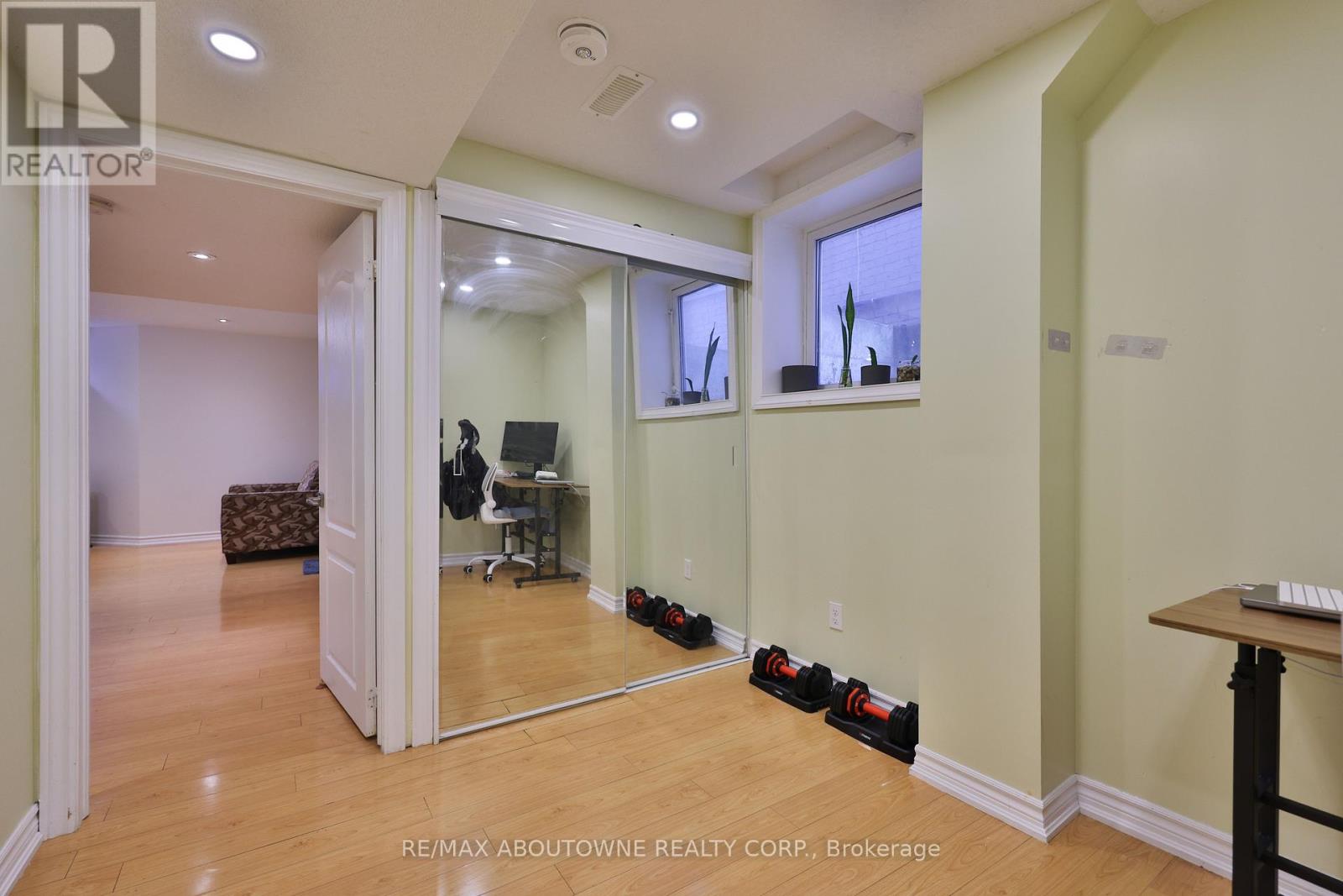 5486 Fudge Terrace, Mississauga, Ontario  L5M 0M8 - Photo 27 - W13080024