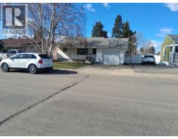 422 50TH AVE EAST Avenue E, Claresholm, Alberta