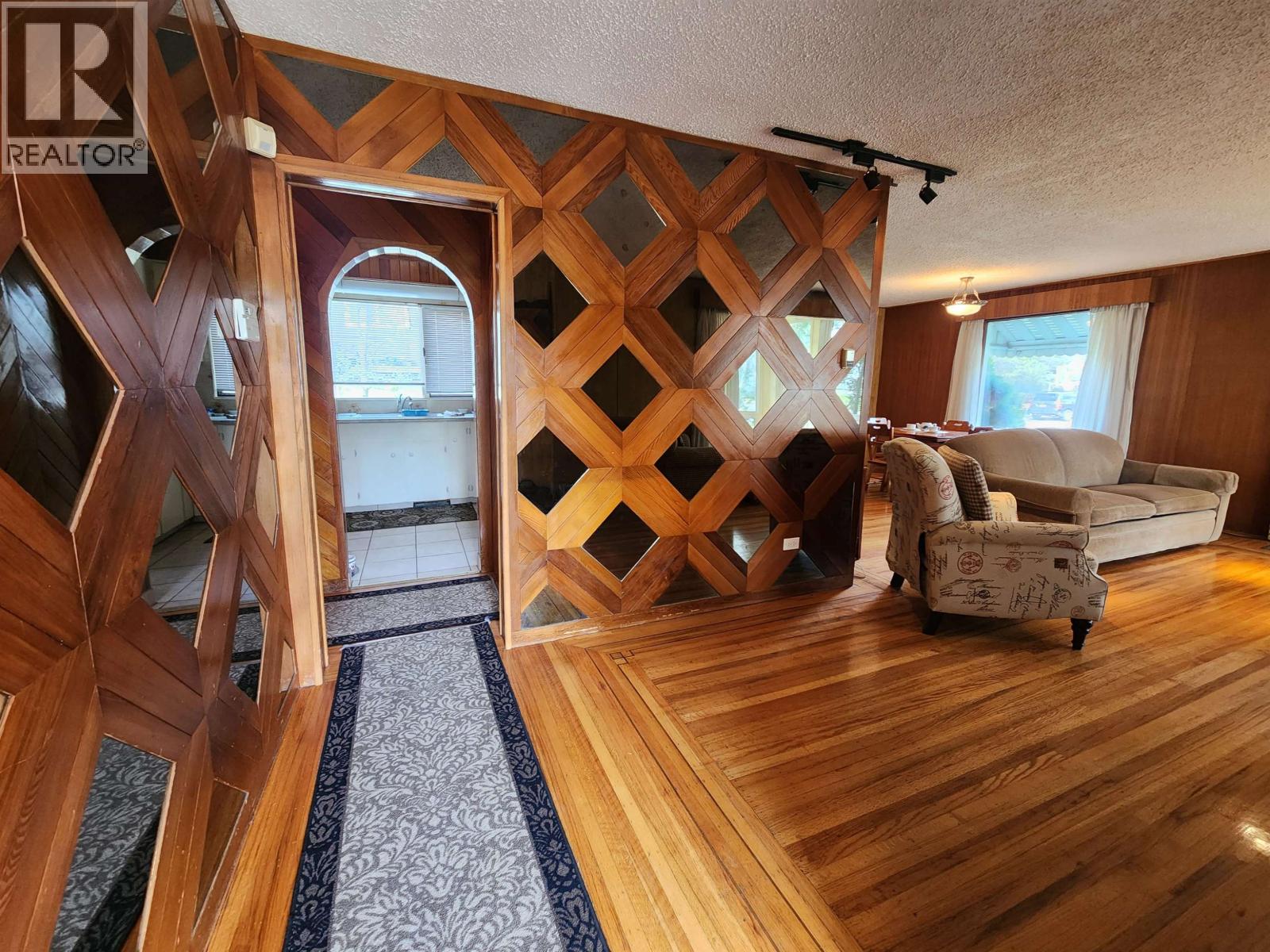 1591 Cedar Street, Prince George, British Columbia  V2L 1B6 - Photo 5 - R3087375