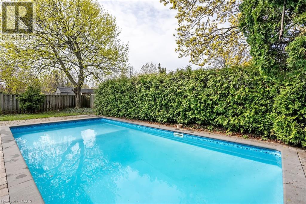 2463 Bridge Road, Oakville, Ontario  L6L 2G9 - Photo 15 - 40826611