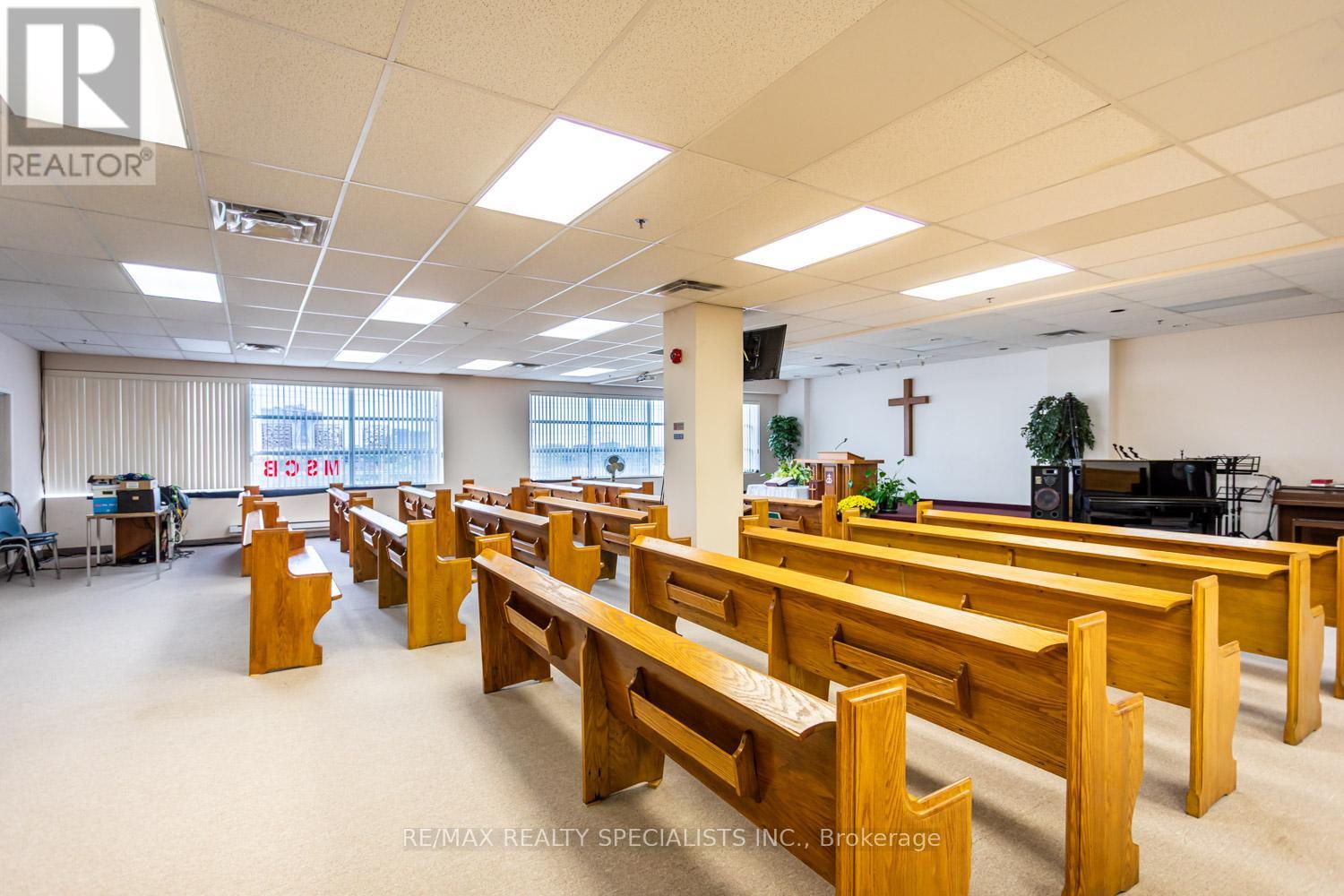 320,321,322,323 & 325 - 1550 South Gateway Road, Mississauga, Ontario  L4W 5G6 - Photo 15 - W13080882