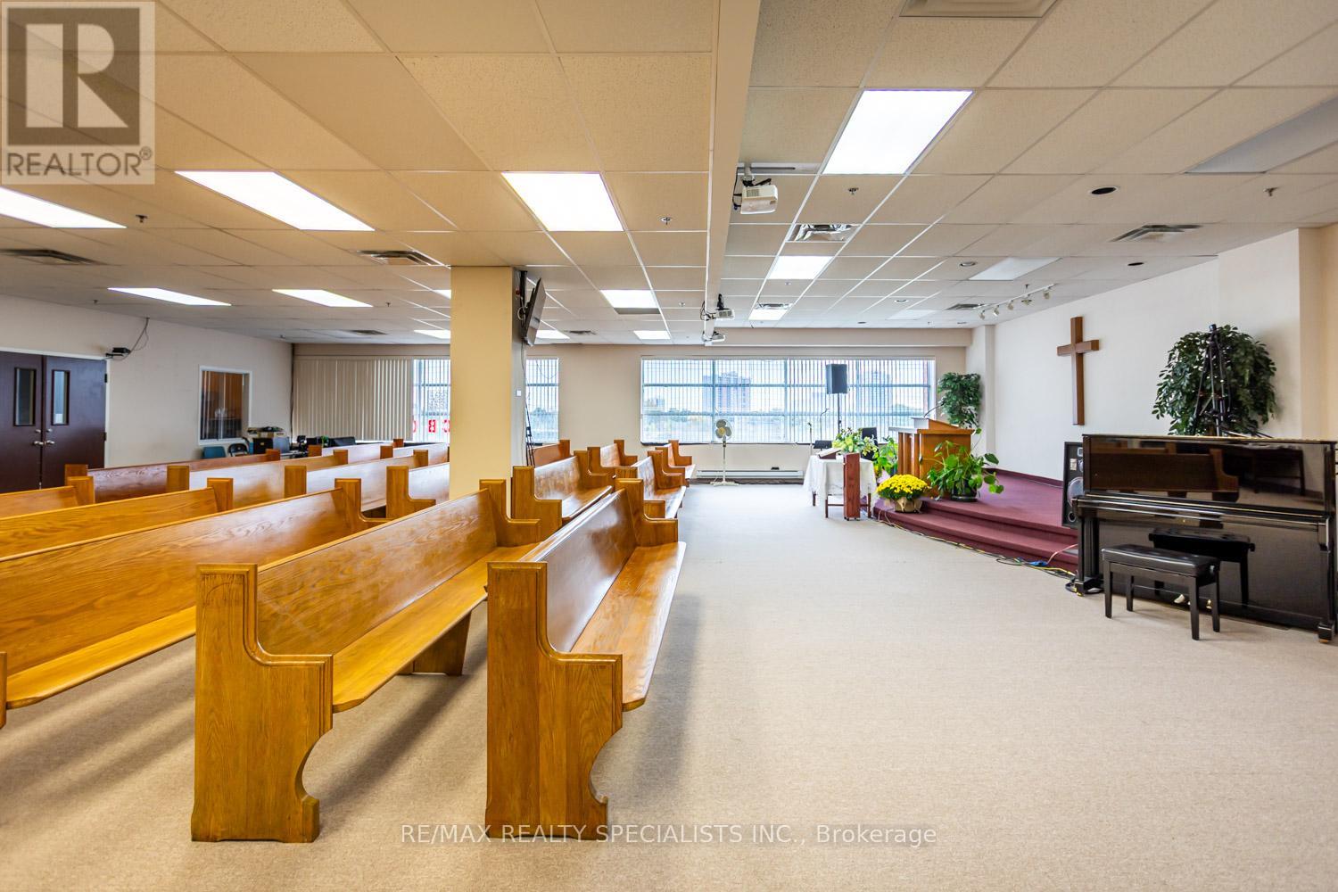 320,321,322,323 & 325 - 1550 South Gateway Road, Mississauga, Ontario  L4W 5G6 - Photo 17 - W13080882