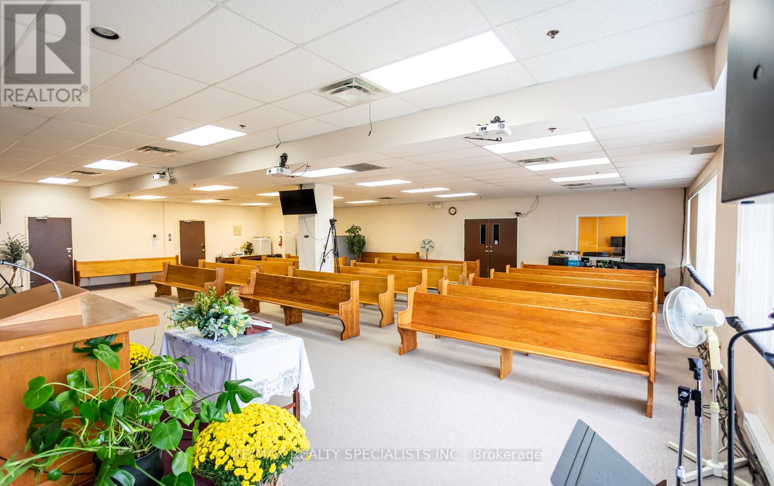320,321,322,323 & 325 - 1550 South Gateway Road, Mississauga, Ontario  L4W 5G6 - Photo 18 - W13080882