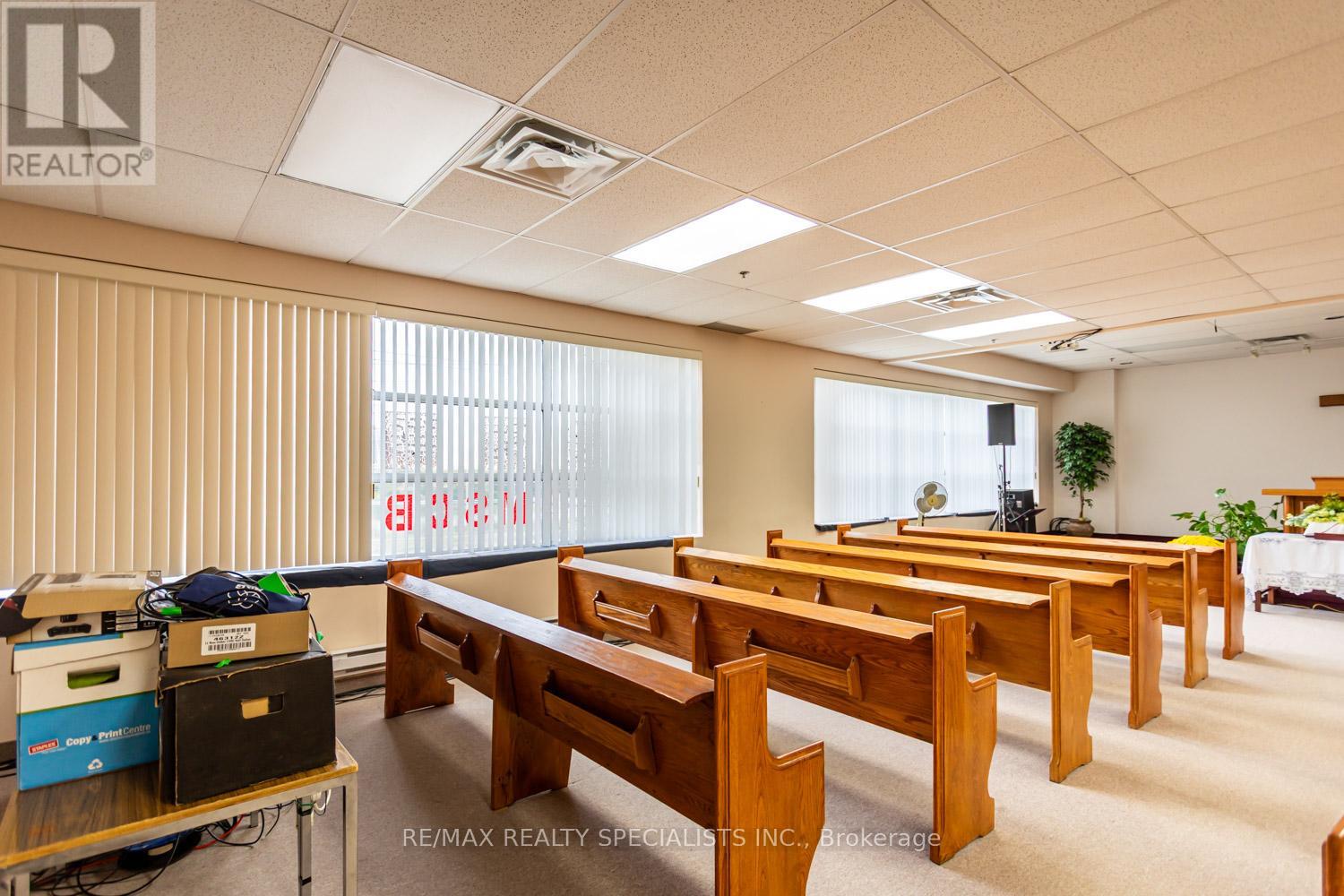 320,321,322,323 & 325 - 1550 South Gateway Road, Mississauga, Ontario  L4W 5G6 - Photo 22 - W13080882