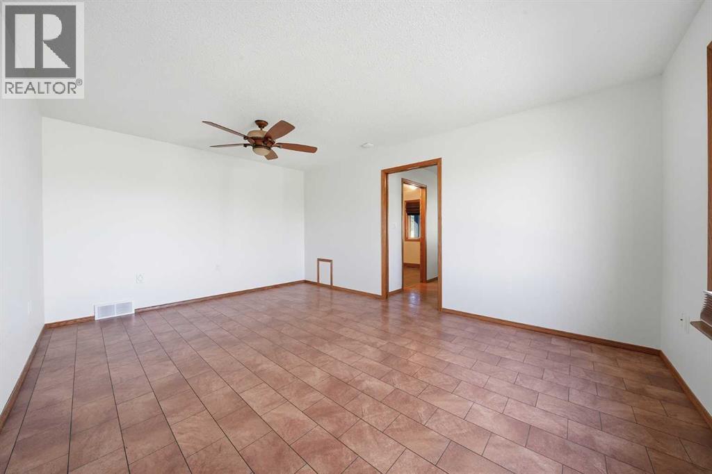 506 4 Street Sw, High River, Alberta  T1V 1B6 - Photo 14 - A2306522