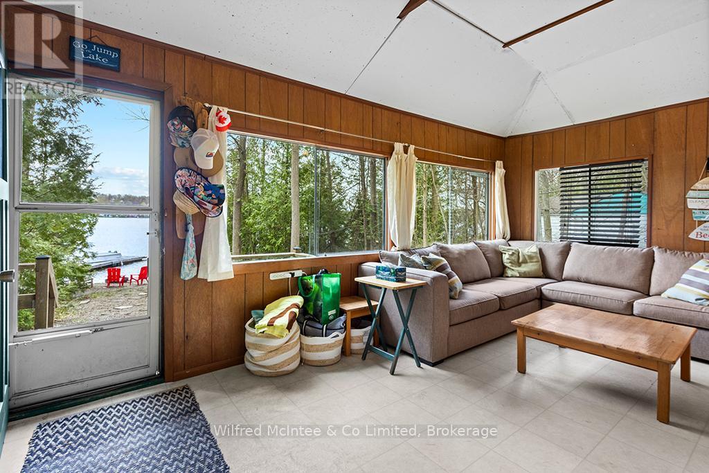 48 Maple Drive, South Bruce Peninsula, Ontario  N0H 1A0 - Photo 13 - X12947894