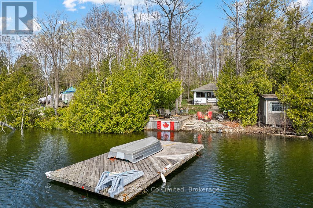 48 Maple Drive, South Bruce Peninsula, Ontario  N0H 1A0 - Photo 4 - X12947894