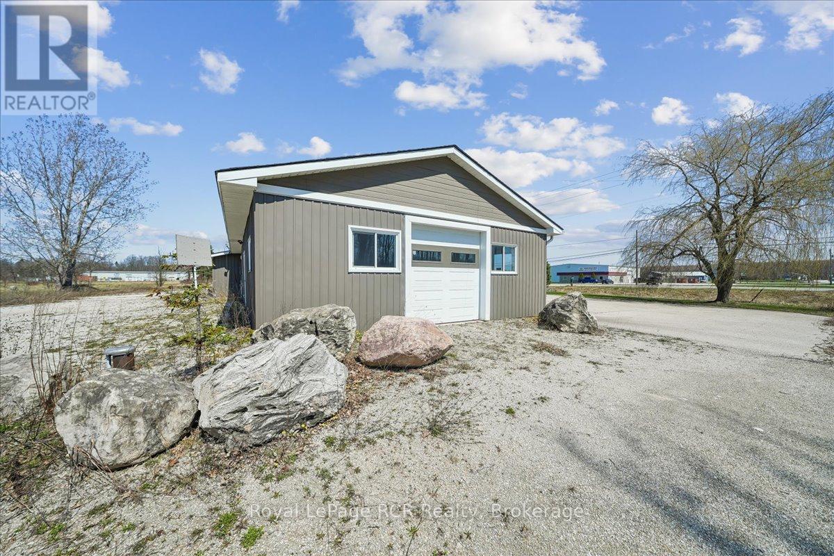 717906 6 Highway, Georgian Bluffs, Ontario  N4K 5N7 - Photo 40 - X13037982