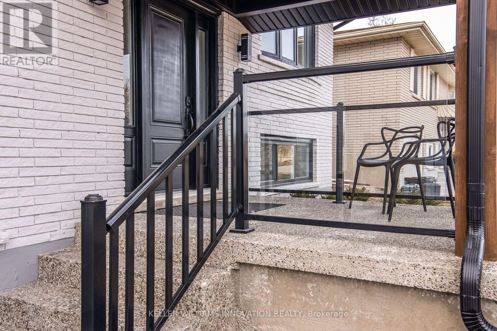 627 Glen Forrest Boulevard, Waterloo, Ontario  N2L 4K1 - Photo 3 - X13080940