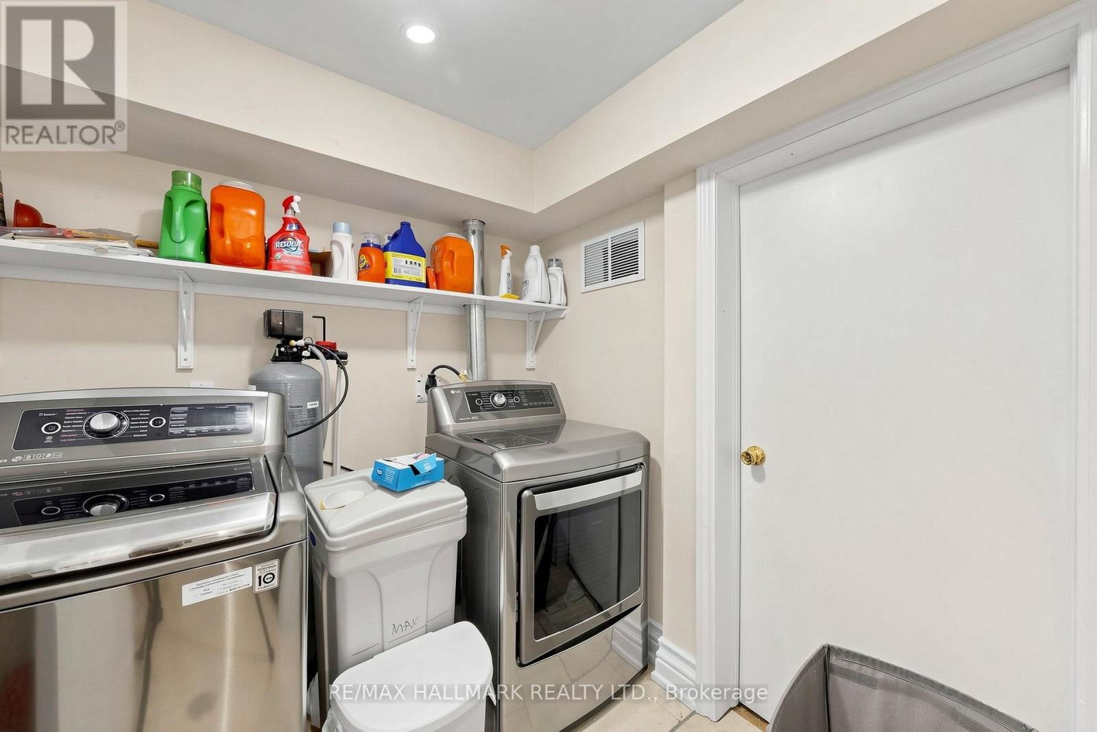25 Beethoven Court, Toronto, Ontario  M2H 1W1 - Photo 14 - C13058622