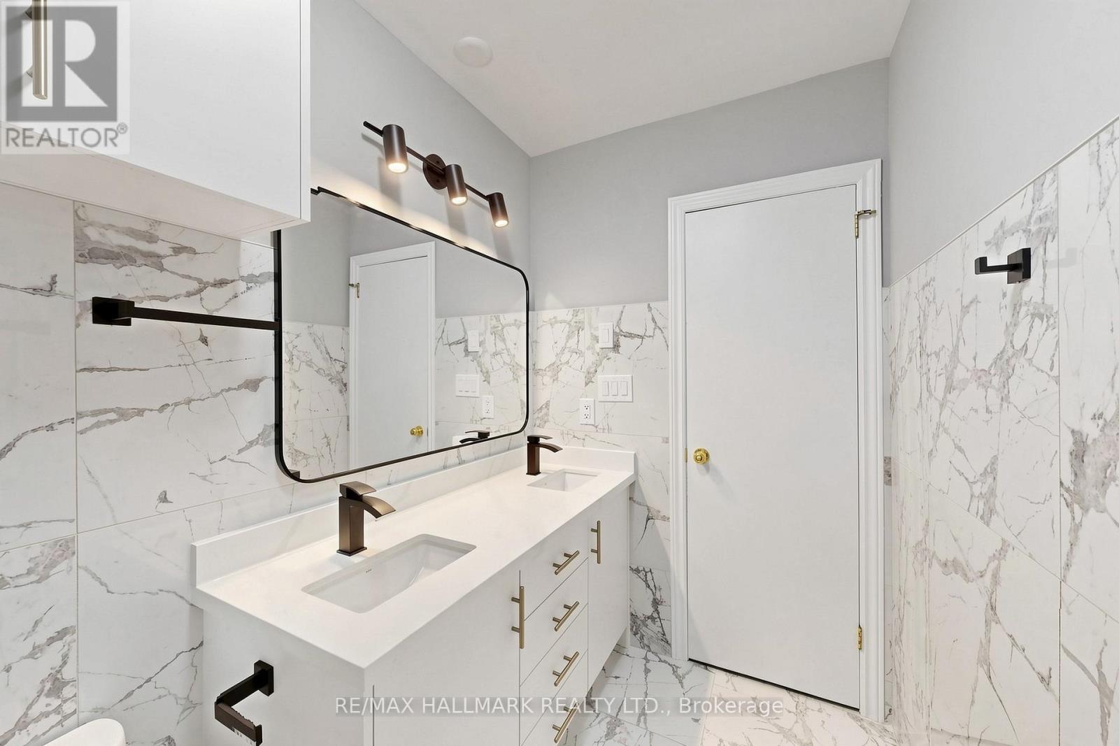 25 Beethoven Court, Toronto, Ontario  M2H 1W1 - Photo 28 - C13058622