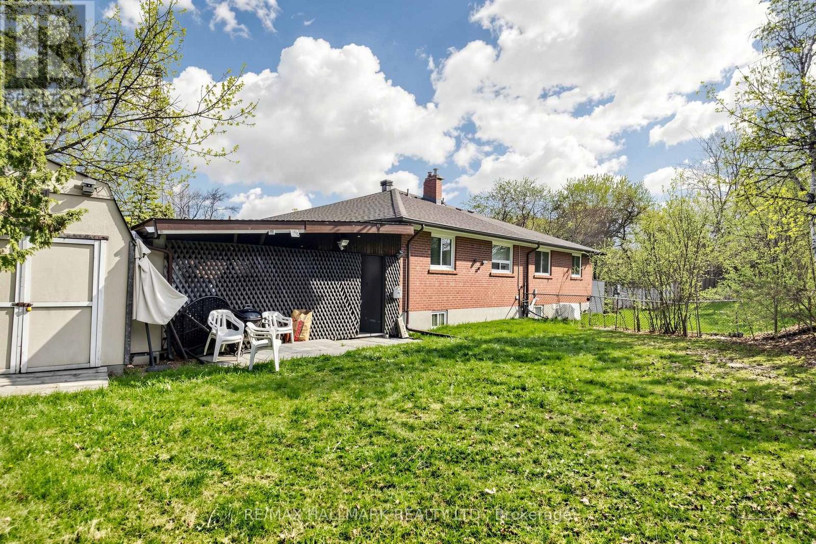 25 Beethoven Court, Toronto, Ontario  M2H 1W1 - Photo 31 - C13058622