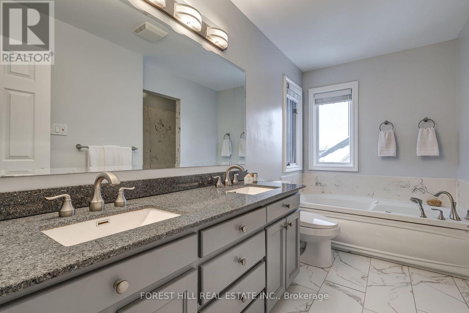 14 Cobblestone Road, London East, Ontario  N5Y 5M6 - Photo 25 - X12710312