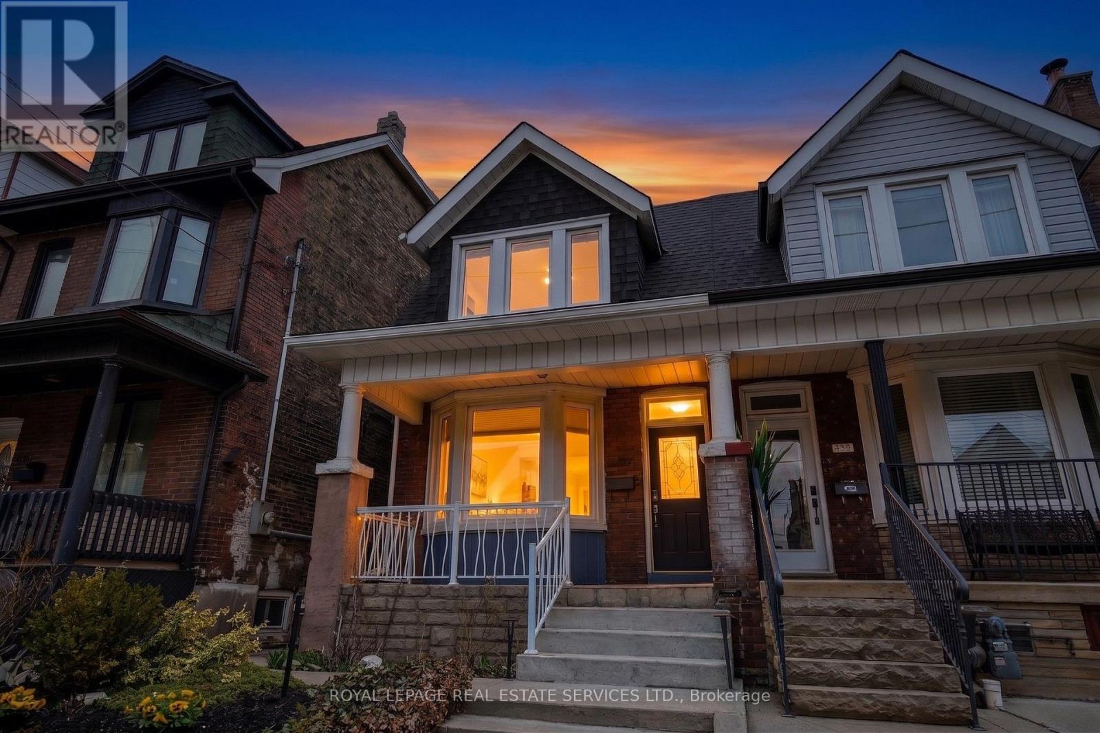 577 OSSINGTON AVENUE, Toronto, Ontario