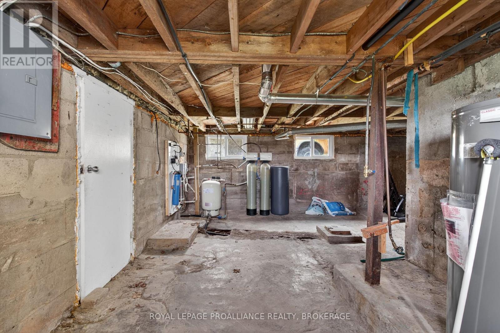 5790 County 2 Road, Loyalist, Ontario  K0H 2H0 - Photo 22 - X13081066