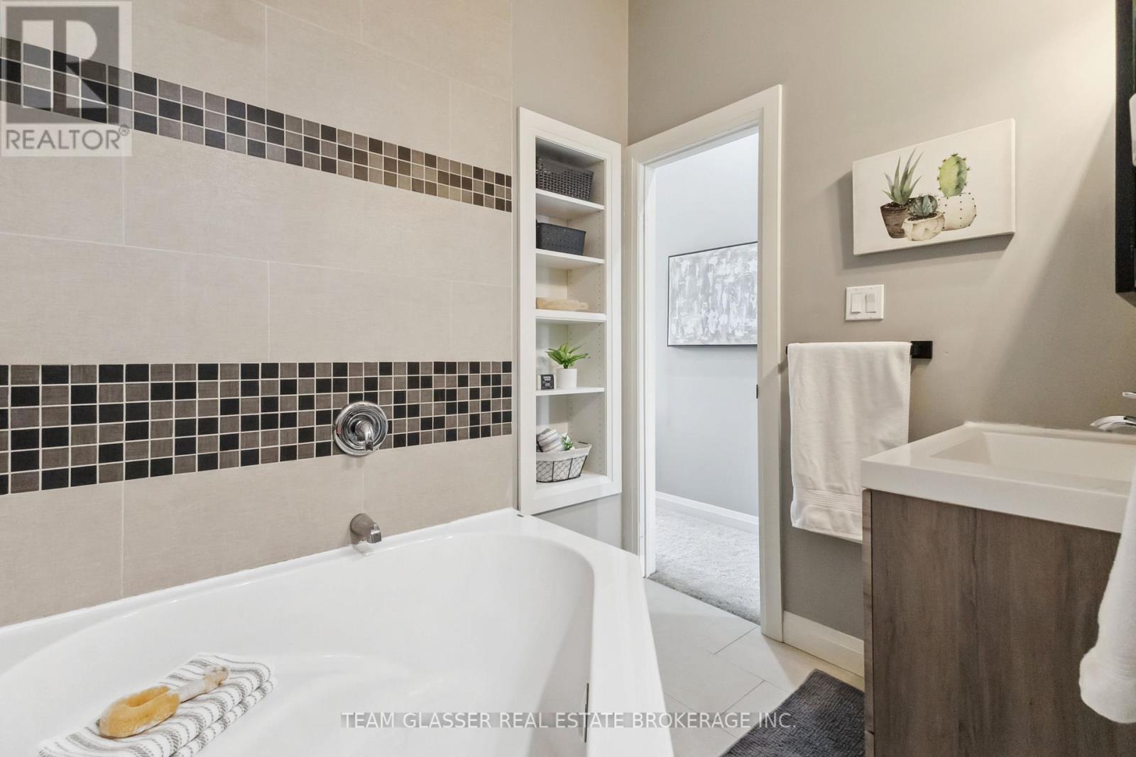 768 Glasgow Street, London East, Ontario  N5Y 1V9 - Photo 26 - X13081146