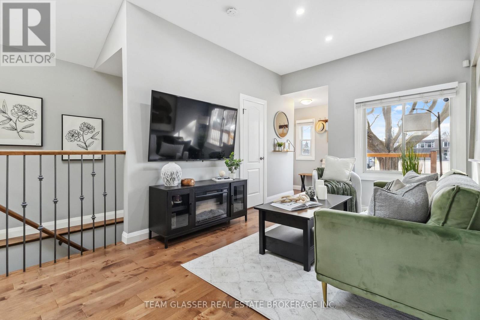 768 Glasgow Street, London East, Ontario  N5Y 1V9 - Photo 3 - X13081146