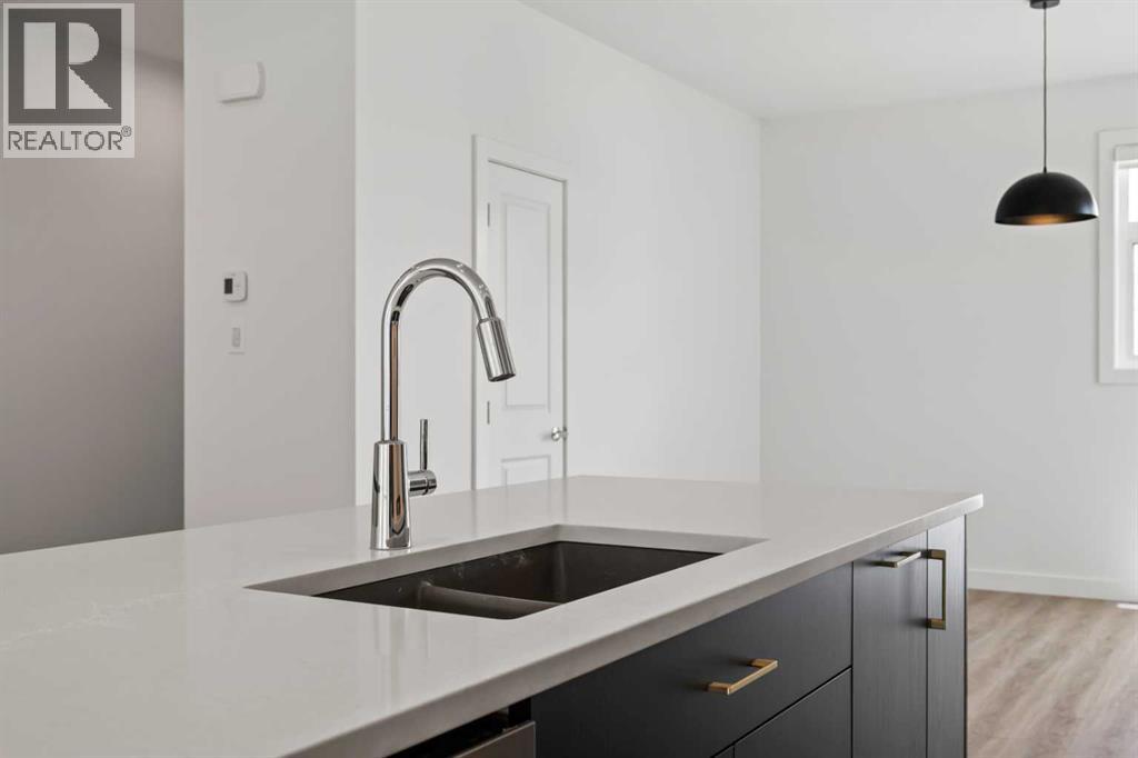 848 83 Street Sw, Calgary, Alberta  T3H 6M8 - Photo 14 - A2304737