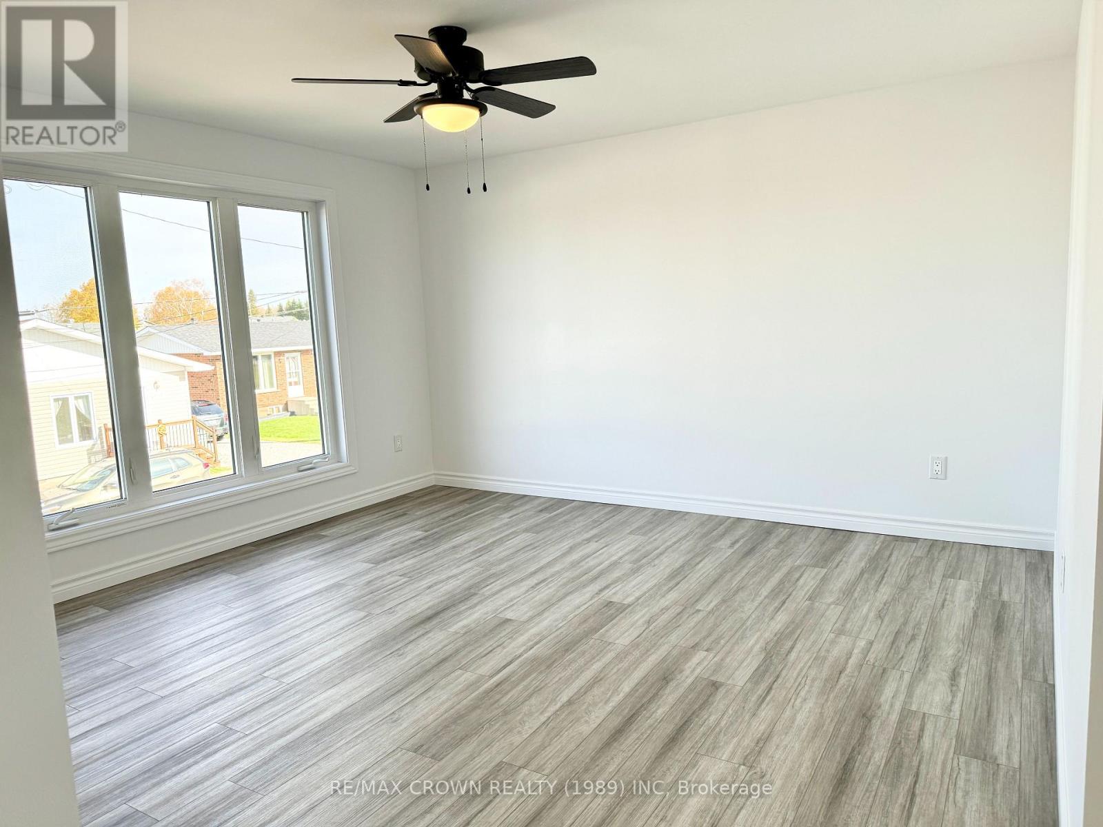 177 Elaine Avenue, Smooth Rock Falls, Ontario  P0L 2B0 - Photo 40 - T13081120