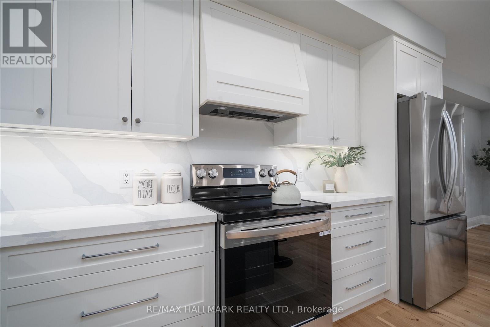 45 Boyce Avenue, Toronto, Ontario  M1J 1K4 - Photo 15 - E13046958