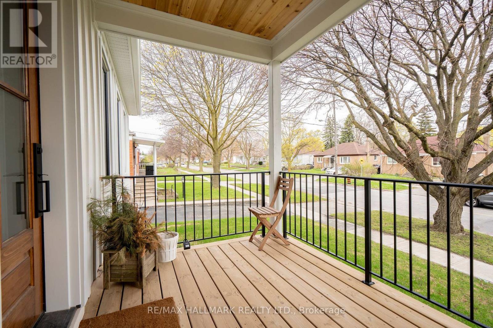 45 Boyce Avenue, Toronto, Ontario  M1J 1K4 - Photo 5 - E13046958