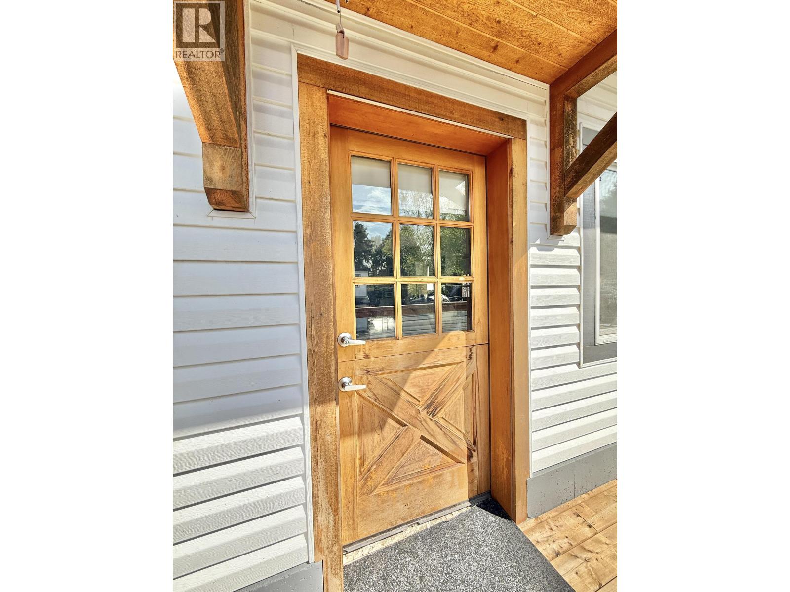 1271 Fitchett Road, Gibsons, British Columbia  V0N 1V4 - Photo 16 - R3115298