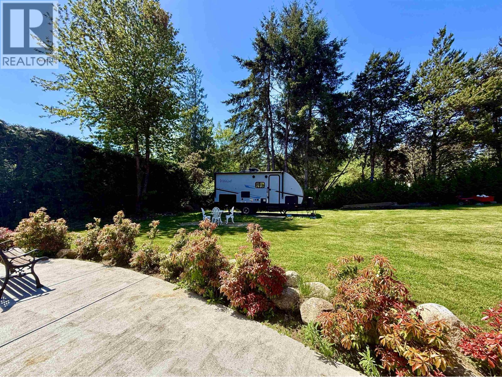 1271 Fitchett Road, Gibsons, British Columbia  V0N 1V4 - Photo 25 - R3115298