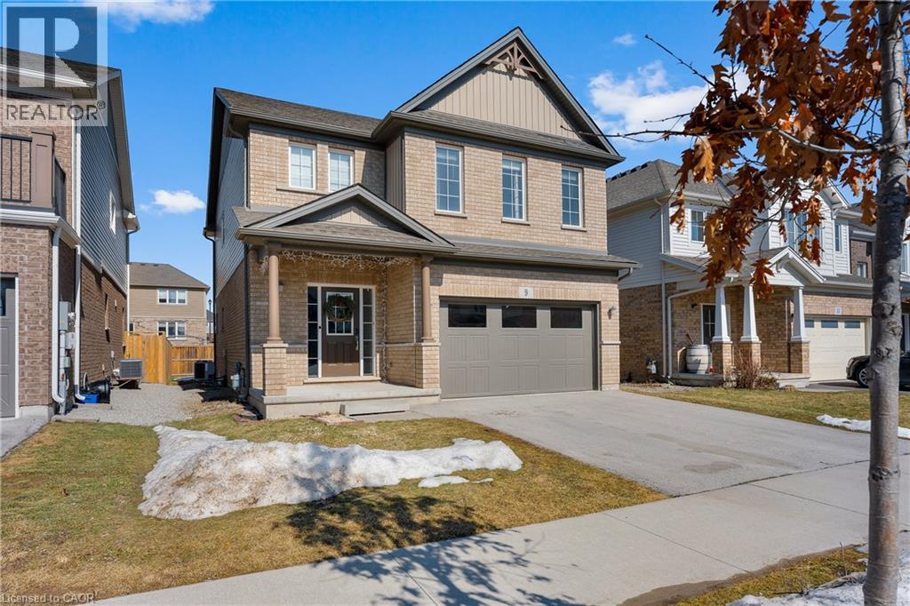 9 MARISSA Street, Fonthill, Ontario