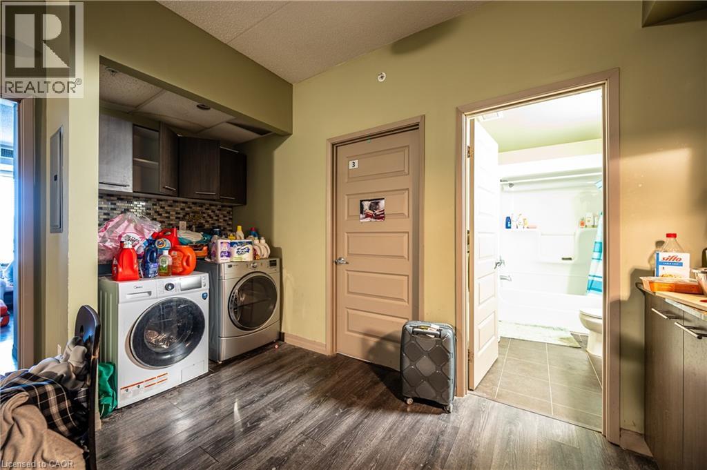 8 Hickory Street W Unit# 404, Waterloo, Ontario  N2L 3H6 - Photo 10 - 40825894